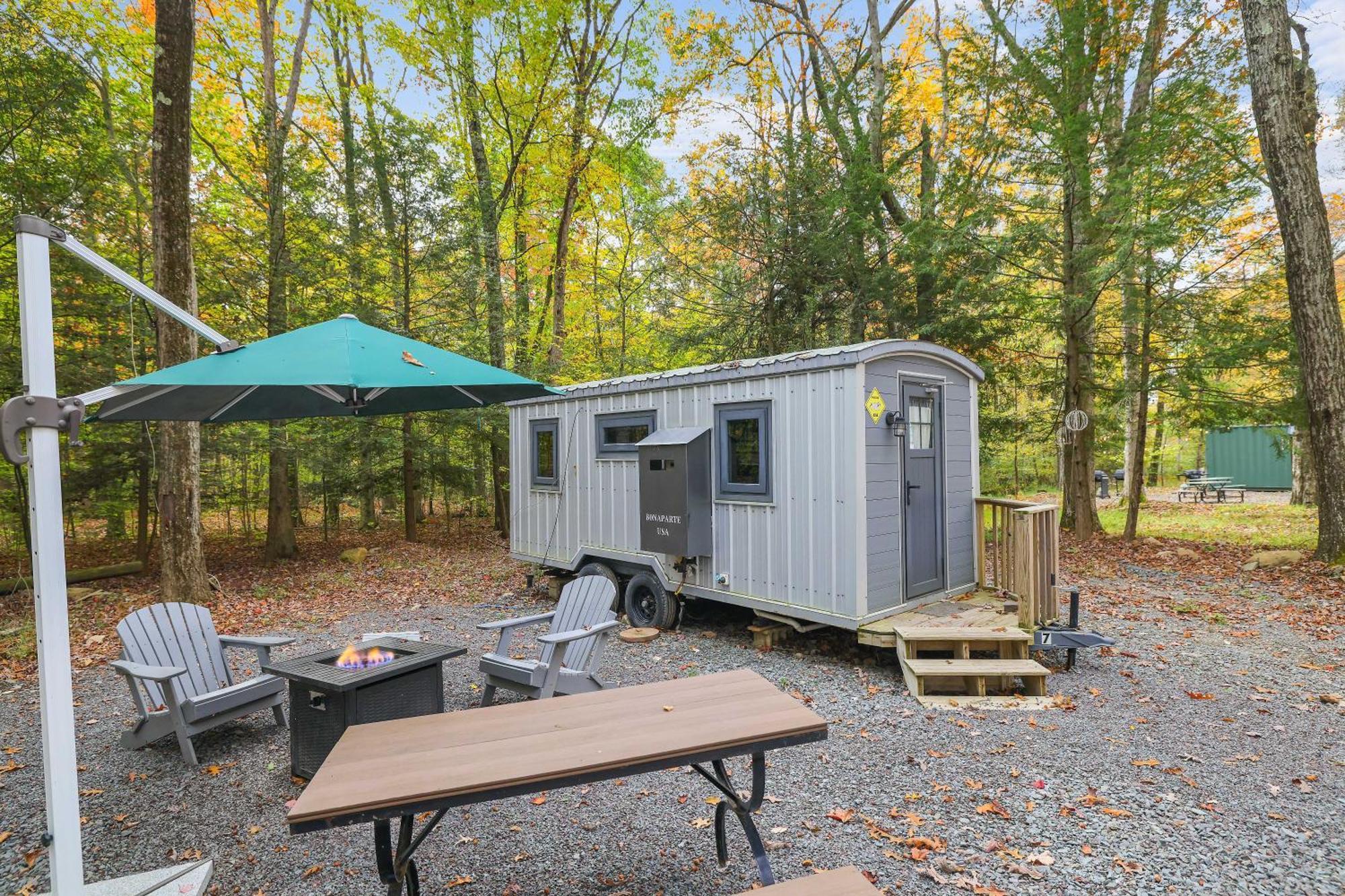 Camptel Poconos Lodging Albrightsville Εξωτερικό φωτογραφία